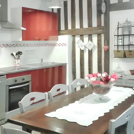 Maison Charmante A Avec Piscine Partagee Tatil Evi
