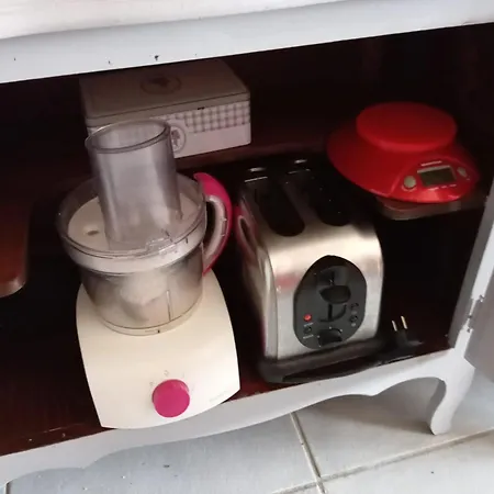 Сasa de vacaciones Maison Charmante à Avec Piscine Partagée *