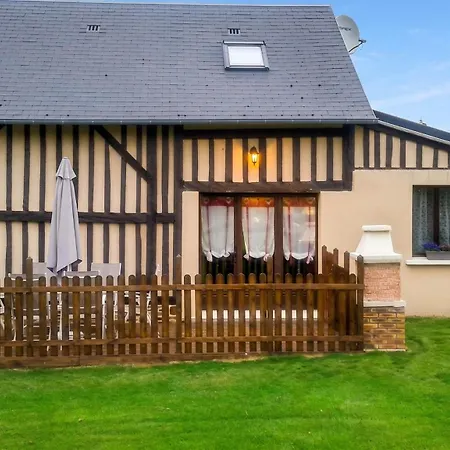Сasa de vacaciones Maison Charmante à Avec Piscine Partagée *