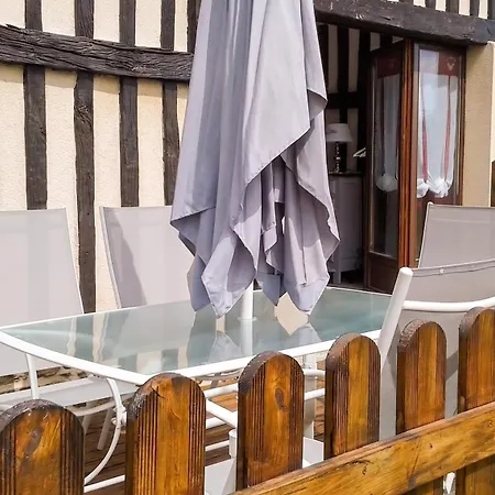 Maison Charmante à Avec Piscine Partagée Сasa de vacaciones