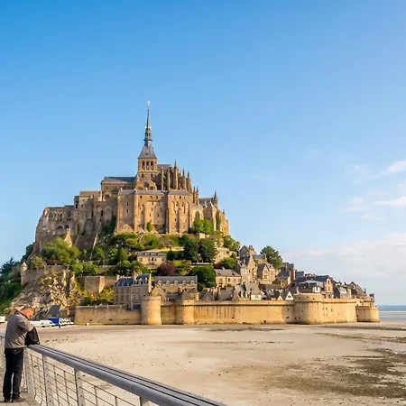 Maison Charmante à Avec Piscine Partagée * Notre-Dame-du-Touchet