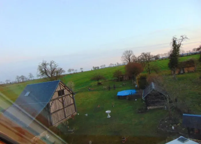 Maison Charmante A Avec Piscine Partagee Semesterbostad Notre-Dame-du-Touchet