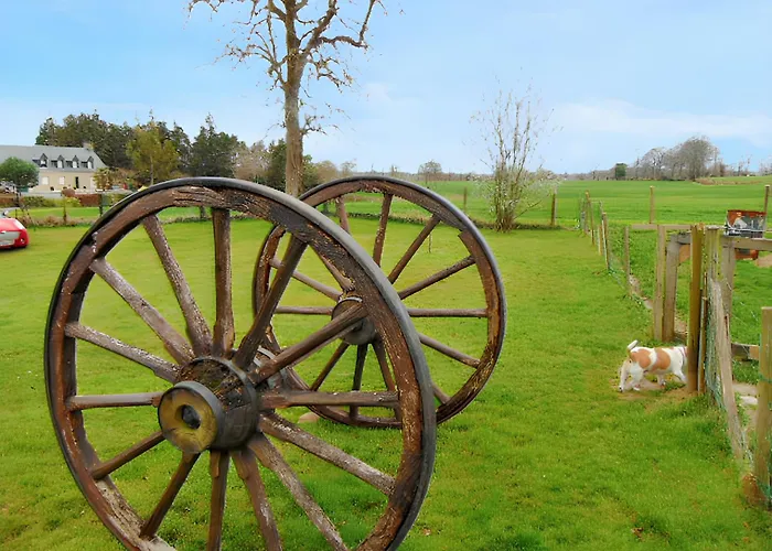 Maison Charmante A Avec Piscine Partagee Notre-Dame-du-Touchet